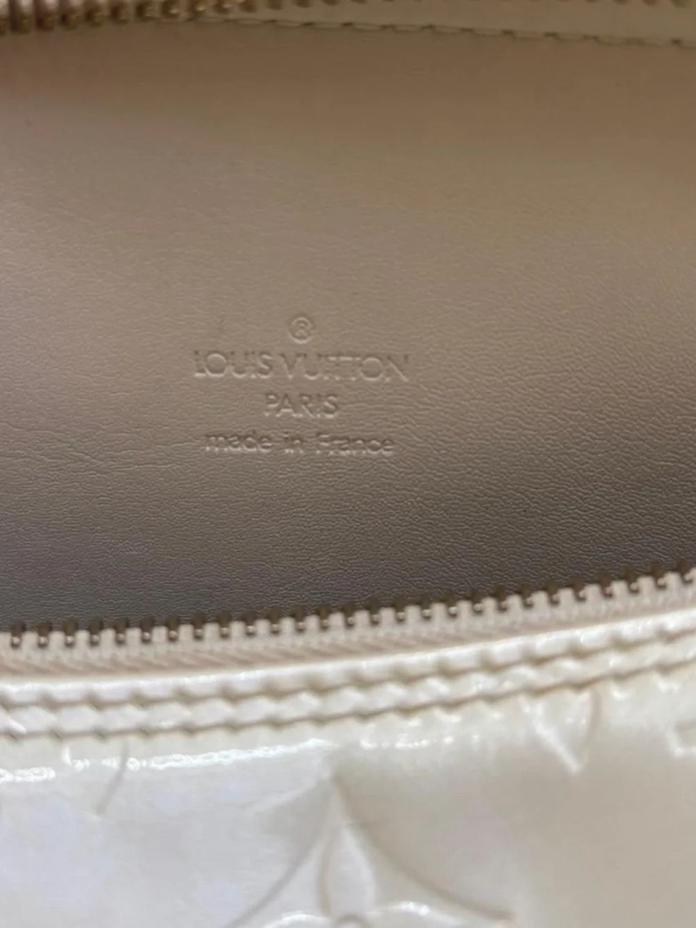 Louis Vuitton White Vernis Monogram Barrel Shoulder Bag with Tan Straps
